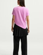 Nike Тениска Sportswear Club Essentials с овално деколте Пастелнорозов