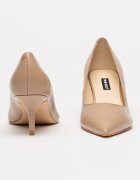 NINE WEST Кожени обувки Loby с остър връх Бежов