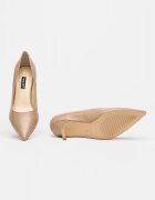 NINE WEST Кожени обувки Loby с остър връх Бежов