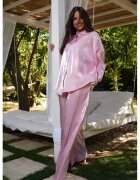 Nympha Clothing Комплект от сатенирана риза овърсайз и панталон - Розов