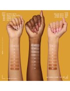 NYX Professional Makeup Фон дьо тен с лека формула и блестящ ефект NYX PM Buttermelt Glaze Tint Съдържа SPF 30 30 мл Toffee Butter