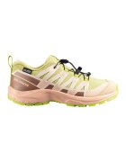 Salomon Обувки за бягане XA Pro V8 WP - Светлокафяв/Бледооранжев/Шам фъстък зелено