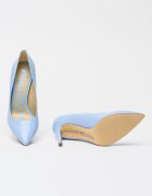 Sam Edelman Кожени обувки Hazel с остър връх Небесносин