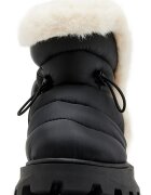 Steve Madden Боти Frostee с еко пух Слонова кост/Черен