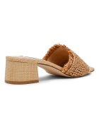 Steve Madden Едноцветни масивни сандали Бежов