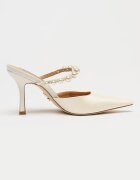 Steve Madden Заострени обувки Brecki със синтетика Мръснобял