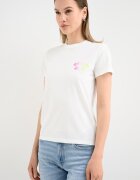 Tommy Jeans Памучна тениска с лого Мръснобял
