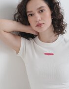 Tommy Jeans Рипсена слим тениска с овално деколте Бял