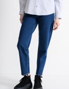 Tommy Jeans Скъсени дънки Mom Кралско Синьо
