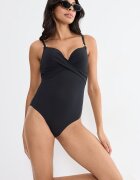 Triumph Цял бански Summer Piece Черен