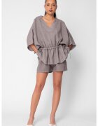 uFIT Комплект блуза и къси панталони от лен - цвят Taupe 21209
