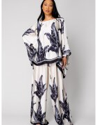 uFIT Комплект от блуза и дълъг панталон в копринена смес Off White/ Black 15866 - Бял/Тъмносин