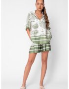 uFIT Комплект Shells блуза и къси панталони от смес от коприна Off White/Green 21195 - Бял/Зелен