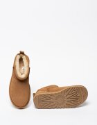 UGG Класически slip-on мини велурени ботуши - 43797 Карамел