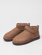 UGG Непромокаеми велурени боти Classic Ultra Mini с лесно обуване Кафяв