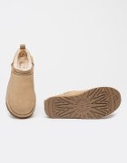 UGG Велурени боти Classic Micro Бежов