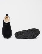 UGG Велурени боти Classic Micro Черен