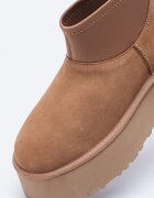 UGG Велурени зимни боти Classic Mini Dipper с текстил Бежов