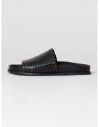 Vagabond Shoemakers Кожени чехли със сплетен ефект - Черен