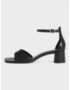 Vagabond Shoemakers Кожени сандали с ток и каишка с тока - Черен