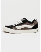Vans Унисекс спортни обувки Knu Skool с велур - Черен/Бледозелен/Мръснобял
