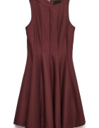 Vero Moda Къса разкроена рокля Бордо