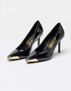 Versace Jeans Couture Заострени обувки от еко кожа Черен