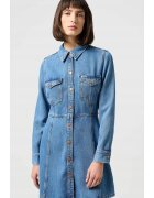 Wrangler Рокля-риза деним/лиосел - вталена разкроена кройка - светлосиньо