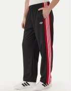 adidas Долнище анцуг KE0117 Черен Loose Fit