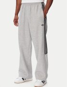 adidas Долнище анцуг Spacer Teamgeist 26 Cutline KR7073 Светлосив Regular Fit