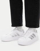 adidas Сникърси Streettalk Bold KJ3857 Бял