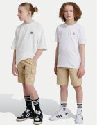 adidas Спортни шорти IX7598 Бежов Regular Fit