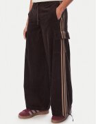 adidas Текстилни панталони Corduroy 3S Cargo KT0064 Relaxed Fit