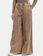 adidas Текстилни панталони Corduroy Sst KD8782 Wide Leg