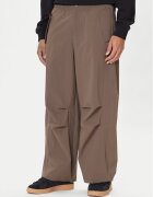 adidas Текстилни панталони Premium Essentials Utility Parachute JW1087 Кафяв Loose Fit