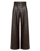 BOSS Панталони от имитация на кожа Tiana4-M 50564757 Regular Fit