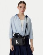 CALVIN KLEIN Дамска чанта Bold Ck Bauletto Crossbody LV04F3411G Черен