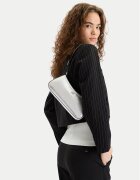 CALVIN KLEIN Дамска чанта Ck Metallic Small Shoulder Bag LV04F3304G Сребрист