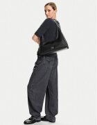 CALVIN KLEIN Дамска чанта Emblem Hw Lthr Shoulder Bag LV04F3262G Черен
