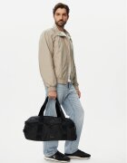 CALVIN KLEIN Пътна чанта Utility Emblem Aop LV04D3385G Черен