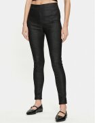 Cream Панталони от имитация на кожа Tabea 10610409 Slim Fit