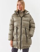 DEHA Пухено яке D73880 Regular Fit