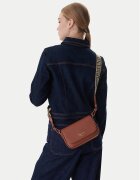 Emporio Armani Дамска чанта EW000538 AF12036 M6458