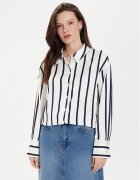 Gina Tricot Риза 21991 Relaxed Fit