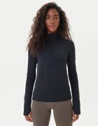 Girlfriend Collective Тениска от техническо трико Reset 3054 Slim Fit