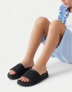 GUESS Чехли CEOWB-BS6702-01