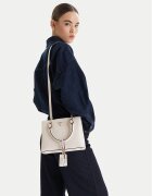 GUESS Дамска чанта Noelle II HWZG96 72050