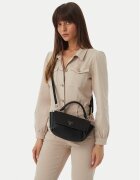 GUESS Дамска чанта Gilda HWZG97 47200 Черен