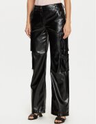 GUESS Панталони от имитация на кожа Kori W4YB11 WF8Q0 Relaxed Fit