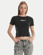 GUESS Тишърт W6RI39 KCBF1 Regular Fit